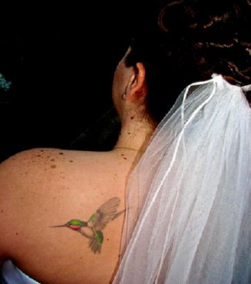 Hummingbird Pic Tattoo On Left Shoulder Blade